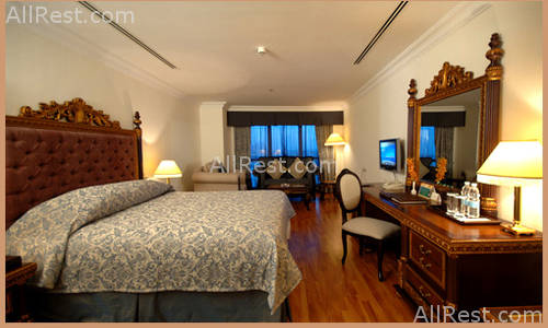 Dhow Palace Hotel 19